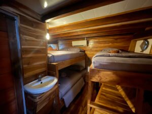 Natural 001 – Sharing Cabin