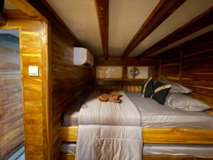 Natural 001 – Deluxe Cabin